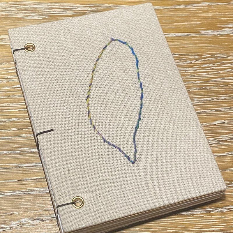 台湾 - 2026 无时效 A6 手工绣字手缝手帐本 - 笔记本/手帐 - 纸 