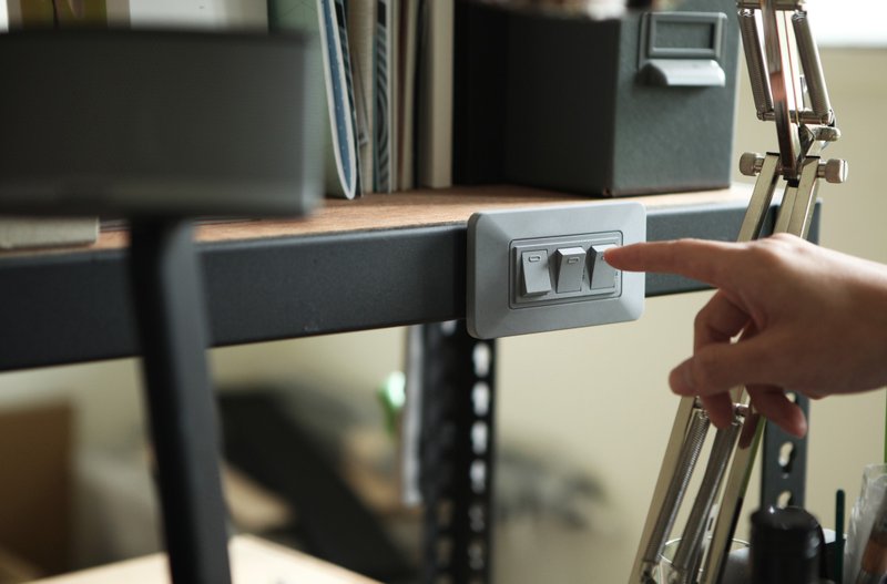 【吸睛幽默礼】磁吸式水泥扩香 | 开关关 & 不插电 - 香薰/精油/线香 - 水泥 灰色