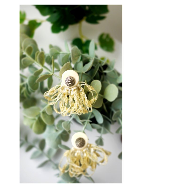 火金姑 | 穿式耳环 | 细工耳饰 | pierced earrings | unique - 耳环/耳夹 - 其他材质 金色