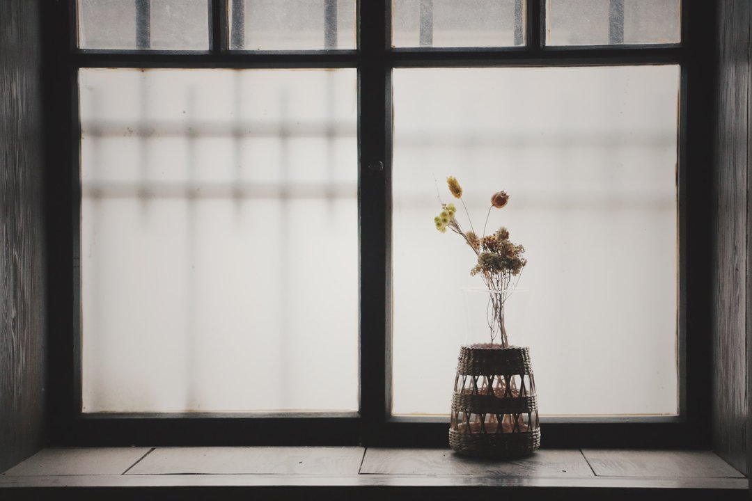蔺草编织 | 曲身缠绕花器 - 花瓶/陶器 - 其他材质 