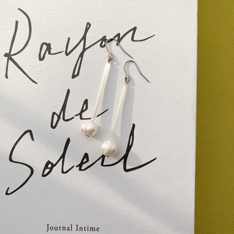 【 雾 】珍珠耳环 - 耳环/耳夹 - 珍珠 白色