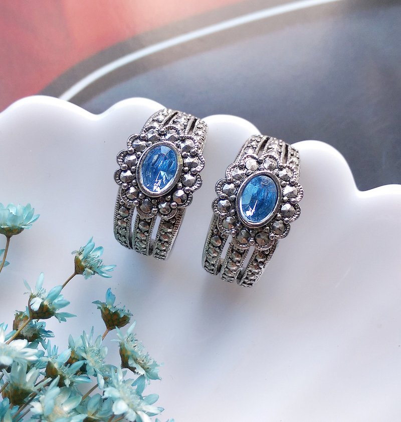 Vintage Jewelry 西洋古董饰品AVON  浪漫 银色调 C圈 针式耳环 - 耳环/耳夹 - 其他材质 金色