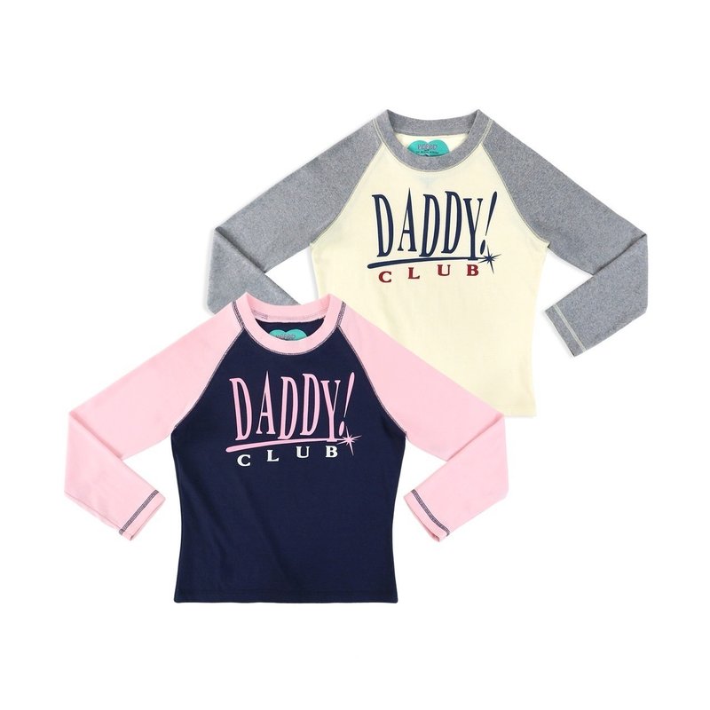 DADDYCLUB | Daddy Club 撞色插肩袖短版上衣，可爱长袖设计 - 女装 T 恤 - 其他材质 