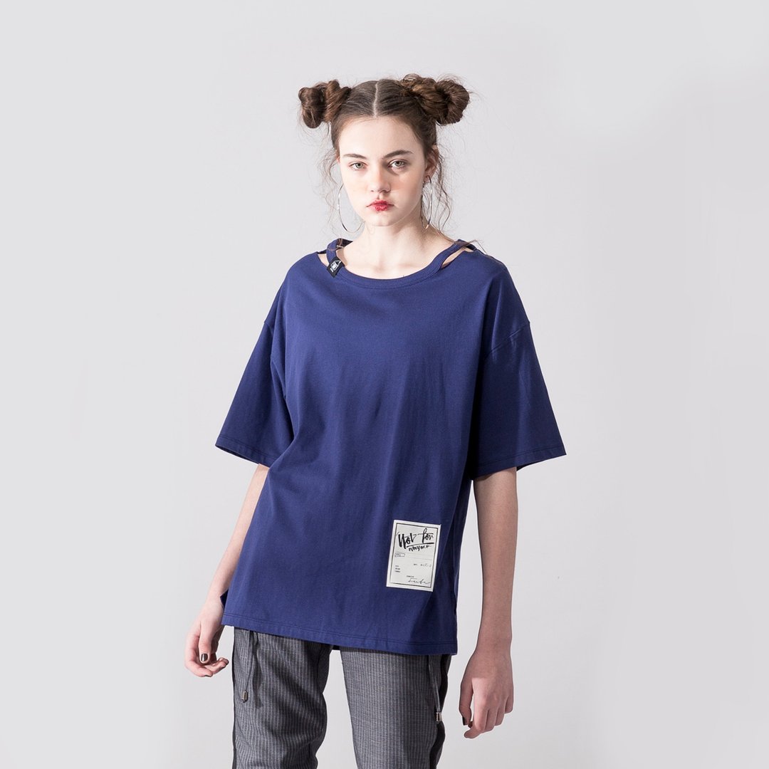 女款 背后缕空圆领t-shirt / 深蓝 - 女装上衣 - 棉 蓝色