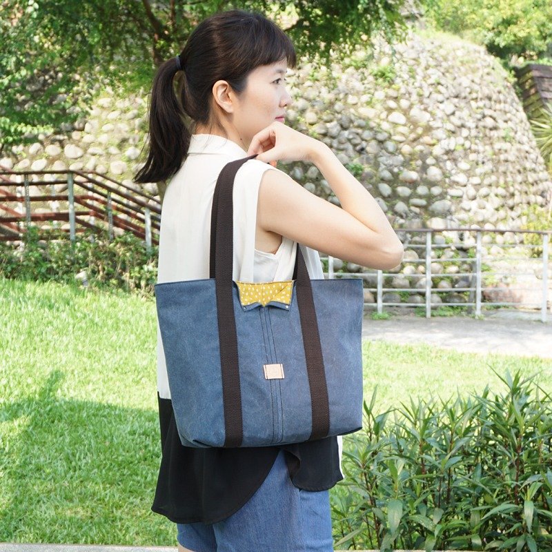 爱穿吊带裤水洗帆布托特包-深色系 - 侧背包/斜挎包 - 棉．麻 多色