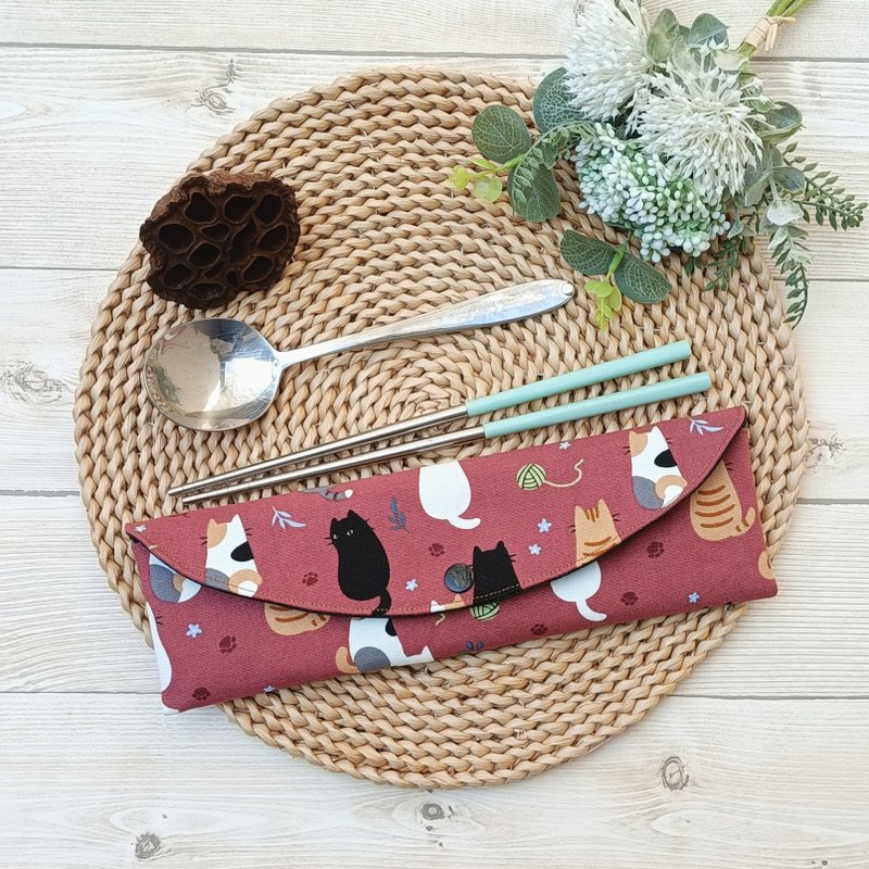 【定制化-餐具袋】猫咪背影 - 餐刀/叉/匙组合 - 棉．麻 红色