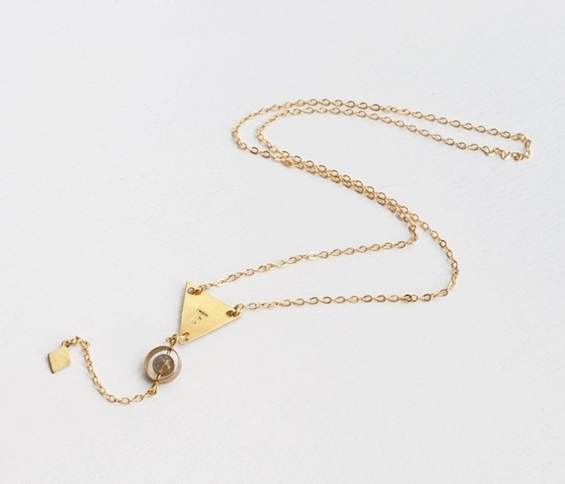 【几何星球】拉长石[定制]手敲字母黄铜项链 天然石手创 简约 个性 情人节 生日礼物 纪念日 宴会 party 交换礼物 圣诞节 - 项链 - 宝石 