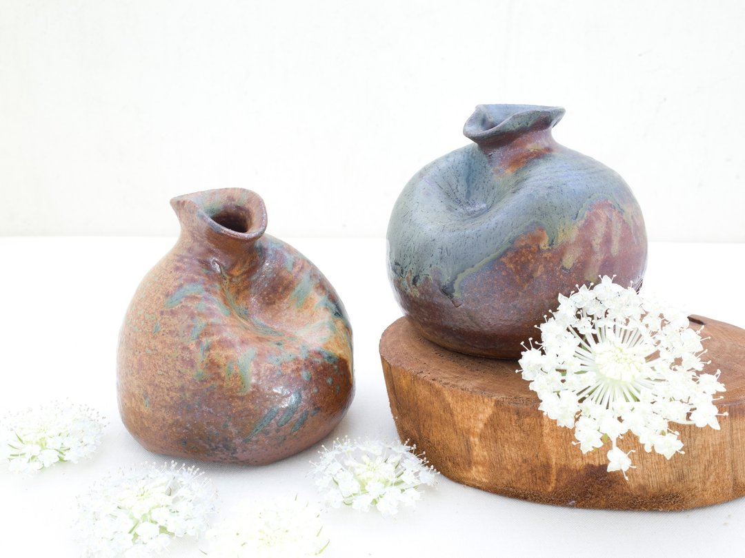 孕育 - 小花器 - 手拉坏 办公桌 茶席 手作陶艺 - 花瓶/陶器 - 陶 咖啡色