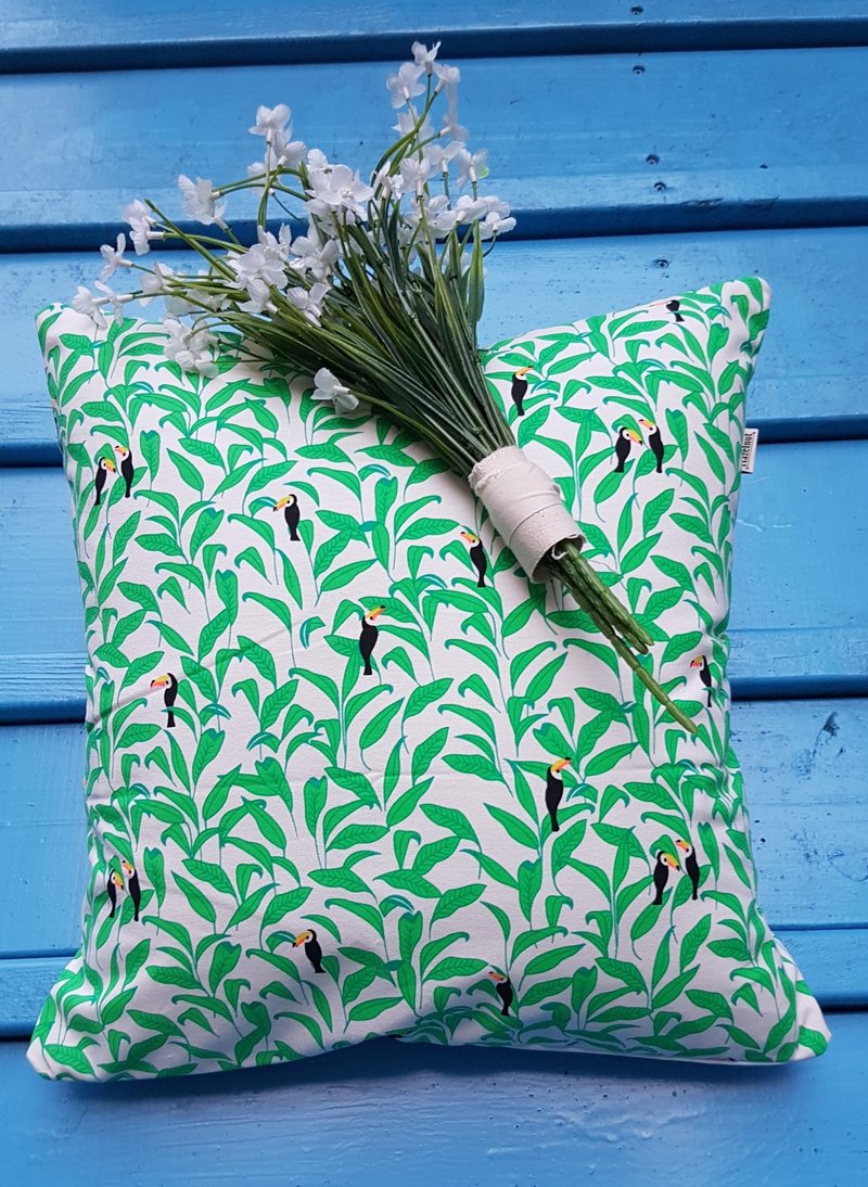 北欧清新特色可爱啄木鸟树叶图案抱枕靠枕靠垫枕套 - 枕头/抱枕 - 棉．麻 绿色