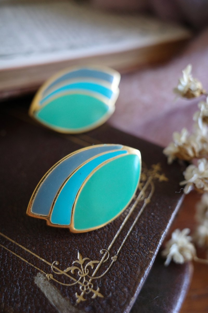 古董Avon 三色珐琅普普风夹式耳环 A49 - 耳环/耳夹 - 其他金属 金色