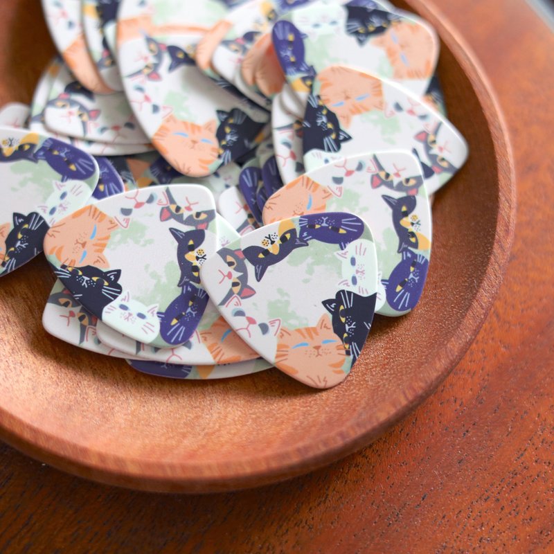 好多猫咪大三角pick 0.7 吉他拨片 弹片 音乐礼物 猫咪 可爱pick - 吉他配件 - 其他材质 粉红色