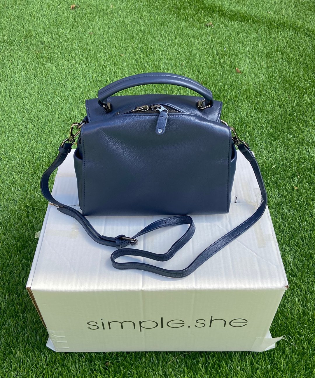 simple.she 真皮拉链小方包手提侧背包手袋 深蓝色 - 手提包/手提袋 - 真皮 多色