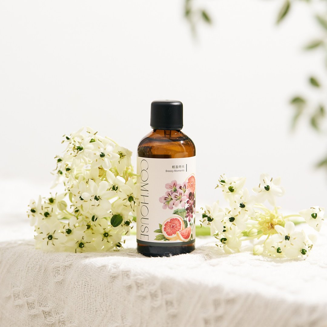 轻盈时光 Breezy Moments・身体精华油/身体按摩油 100ml - 香薰/精油/线香 - 精油 