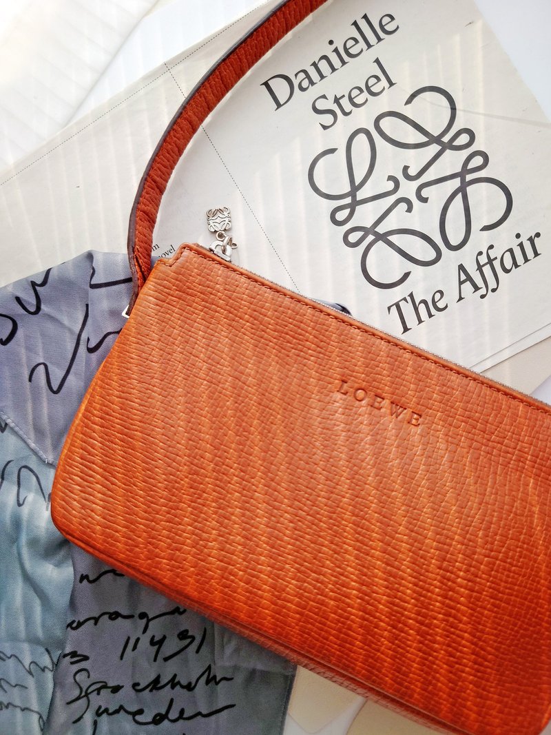 中古包 Loewe 麻将树皮纹 手拎包手挽袋单肩包单肩袋侧背包腋下包 - 侧背包/斜挎包 - 真皮 橘色