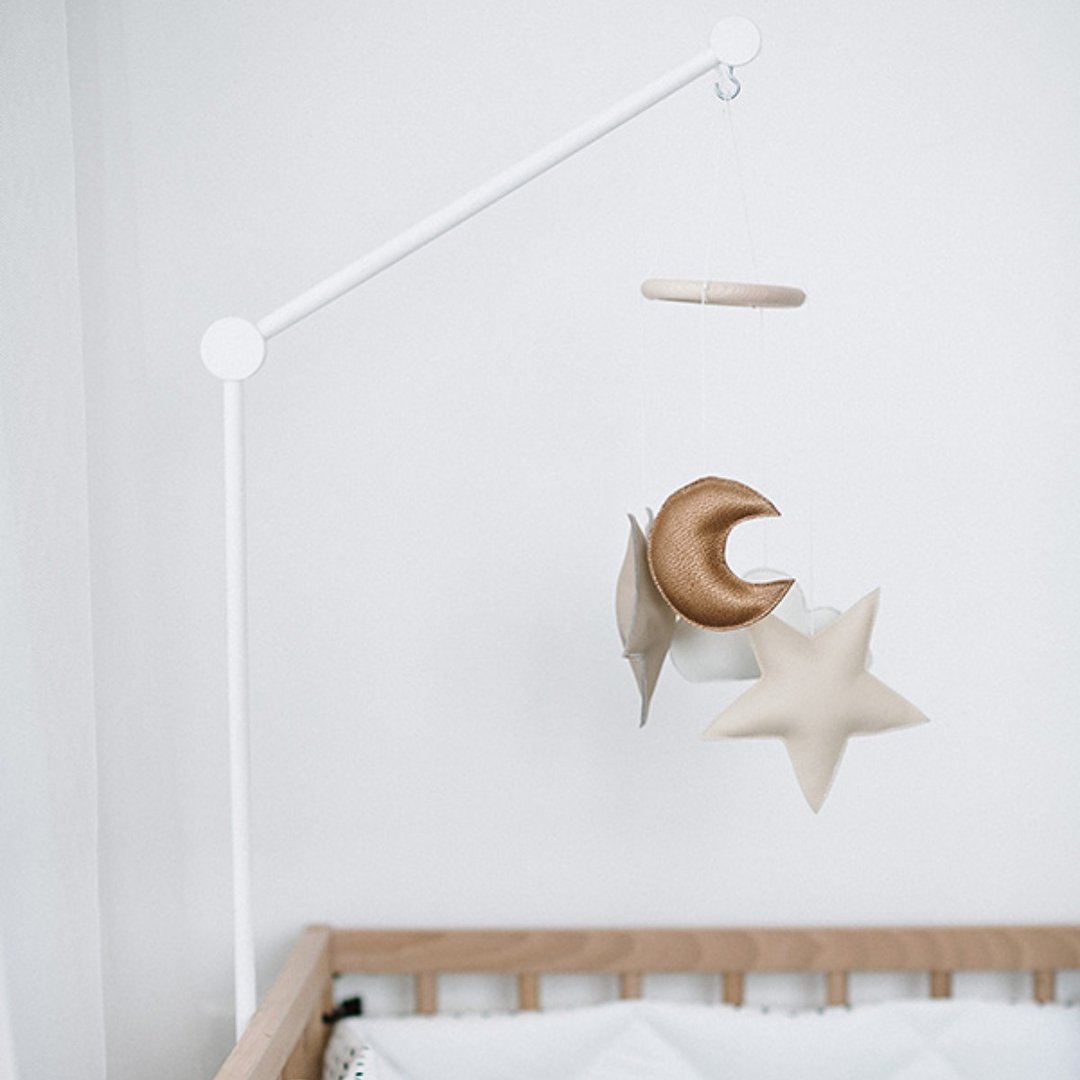 Crib Mobile Arm - WHITE wooden mobile hanger - baby mobile holder - baby mobile - 婴儿床上用品 - 木头 白色
