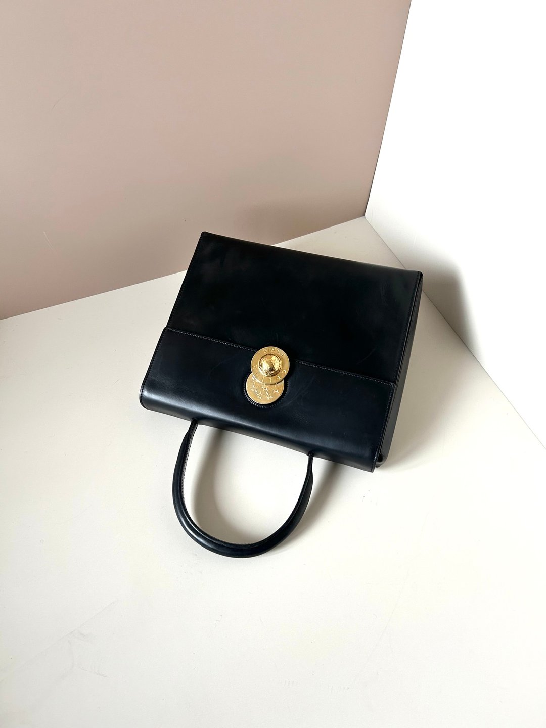 【特选货品】中古Celine移动金色星球黑色皮革凯莉手袋小古董包 - 侧背包/斜挎包 - 真皮 黑色