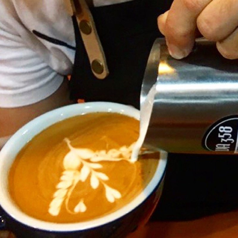 1/13 义式咖啡拉花初阶课程 台北场 烁咖啡 拿铁 - 美食 - 其他材质 