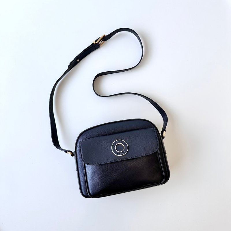 CELINE黑色压纹真皮金环相机包E67 vintage - 侧背包/斜挎包 - 真皮 黑色