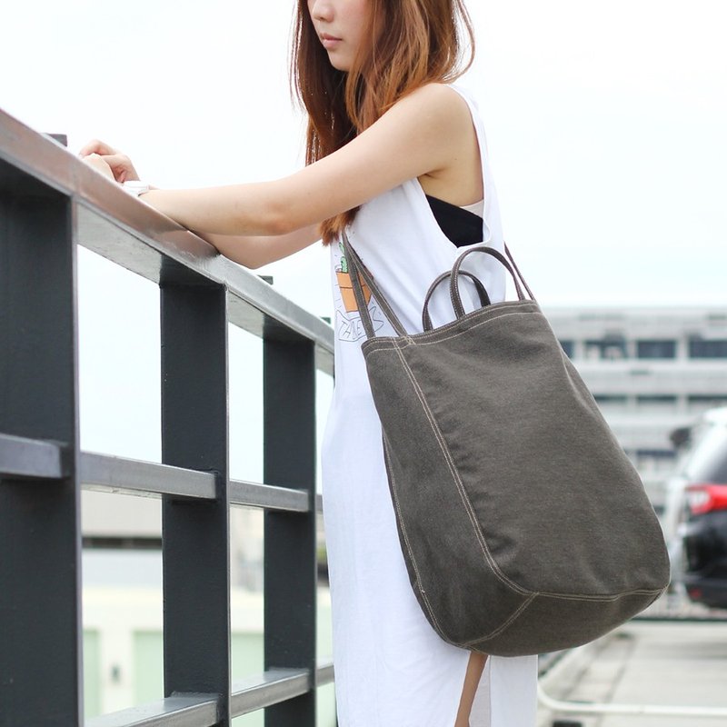 Oversize Tote Bag - smoke brown - 侧背包/斜挎包 - 棉．麻 咖啡色