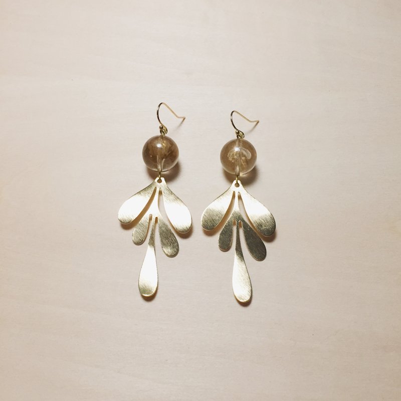 复古流沙弯曲叶片耳环 - 耳环/耳夹 - 铜/黄铜 金色