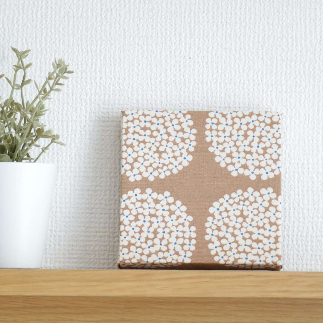 12x12cm Fabric Panel [Flower Circle Mocha Brown] - 墙贴/壁贴 - 棉．麻 咖啡色