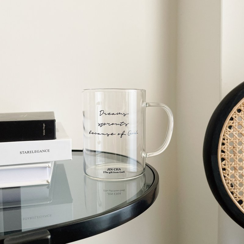 JIN CHA GOD 草写玻璃把手水杯 Dreams sprouts  because of God - 玻璃杯 - 玻璃 透明