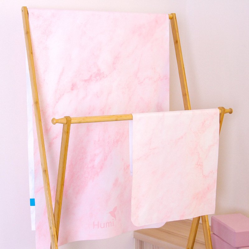Humi 粉色大理石瑜珈铺巾/瑜珈毛巾/宠爱自己/专属优雅 - 运动配件 - 其他人造纤维 