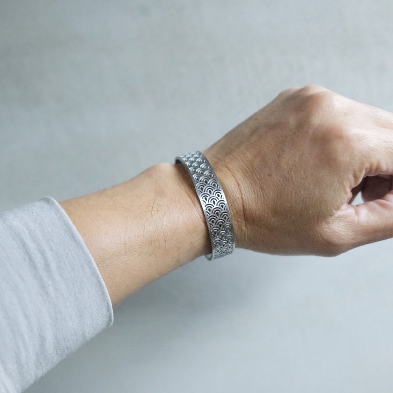 【时尚饰物】SOULITE 云朵手镯 L - 手链/手环 - 不锈钢 