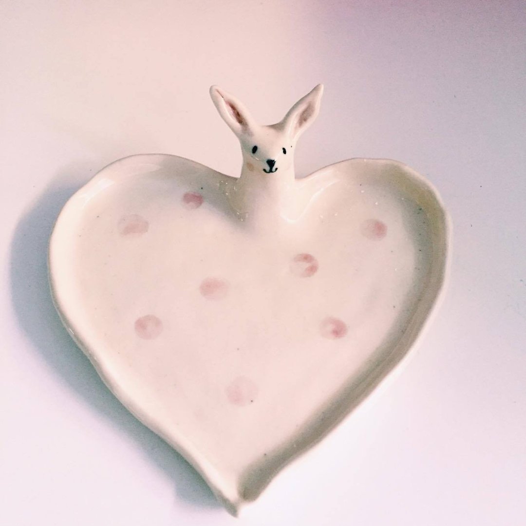 Fast Rabbit Heart - 浅碟/小碟子 - 其他材质 粉红色