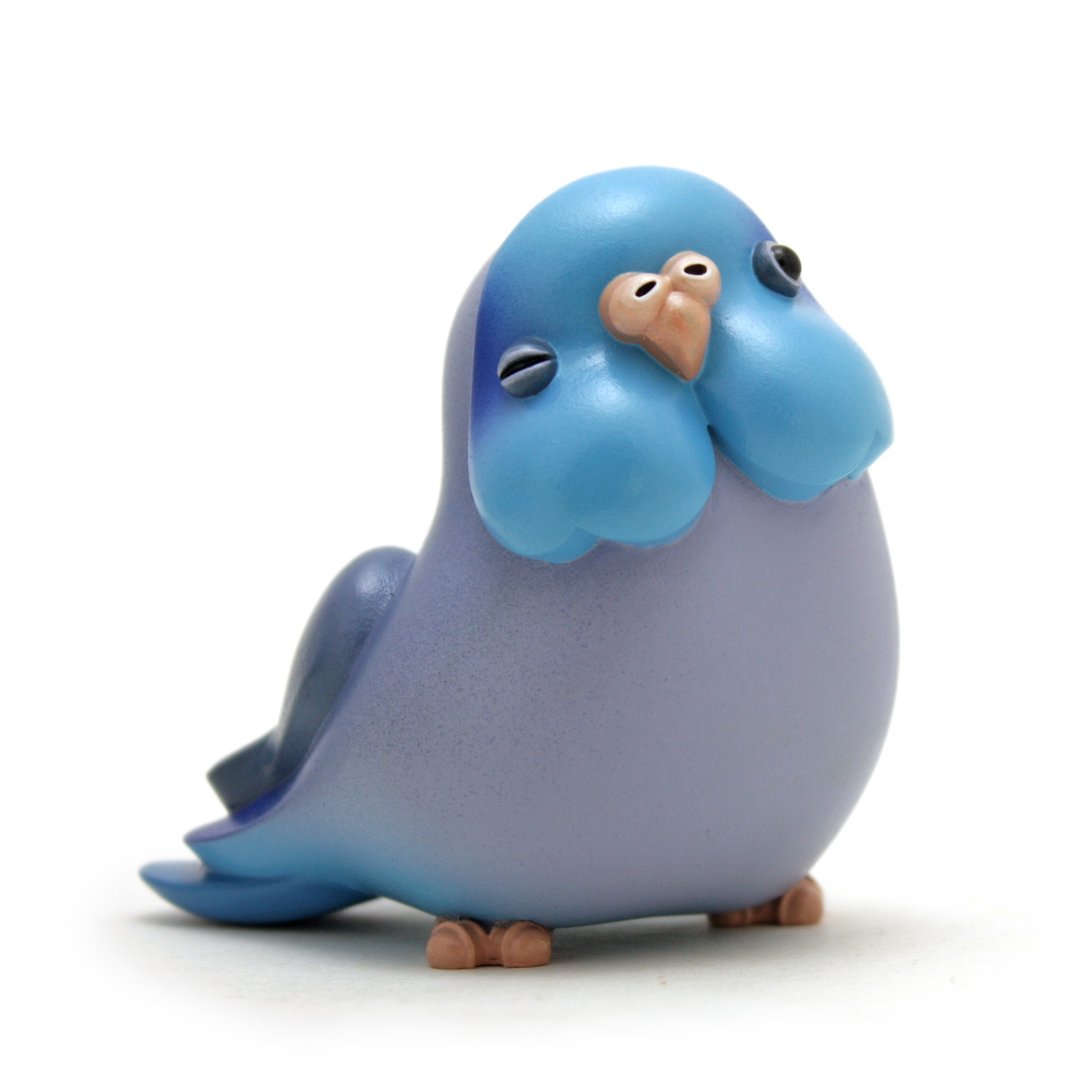 Blue fallow parrotlet figurine Parakeet Miniature Ornament Decor - 玩偶/公仔 - 树脂 蓝色