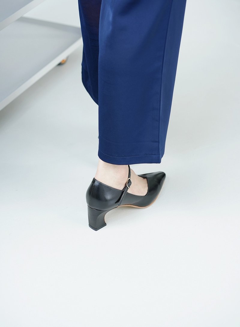 FOLDE 55 踝带高跟鞋 - 黑 - 高跟鞋 - 真皮 黑色