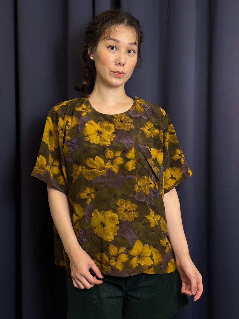 墨绿金花口袋上衣 - 女装上衣 - 其他材质 绿色