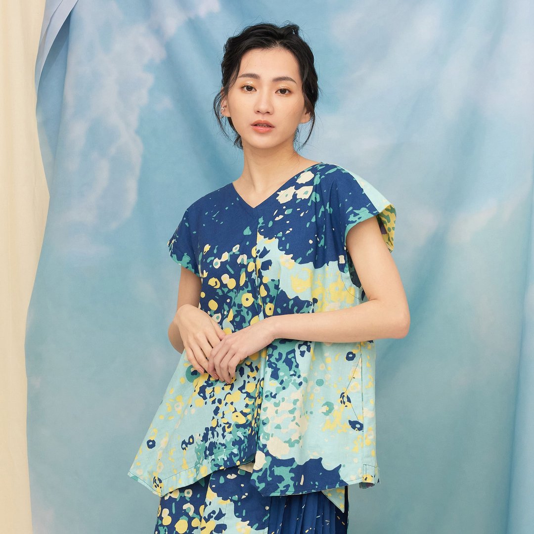 浅滩碎雨斜褶上衣_地衣森林 - 女装上衣 - 棉 多色