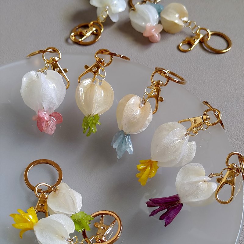 【花精灵】钥匙圈│吊饰│永生花│干燥花 - 钥匙链/钥匙包 - 其他材质 多色