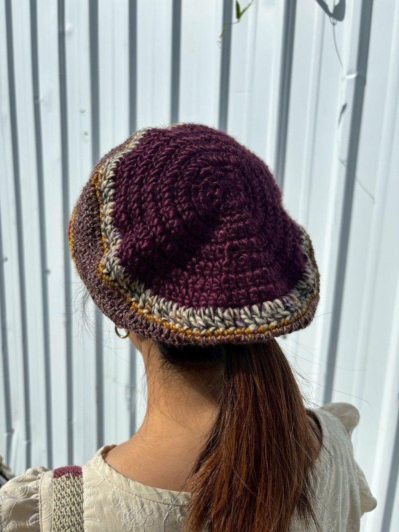 钩织垂坠帽 暮莓 - 帽子 - 聚酯纤维 红色