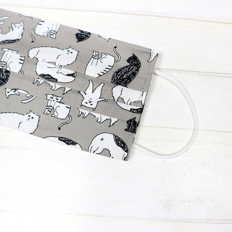 日本棉 布口罩 口罩套 可重复使用 - 慵懒猫 (灰) - 口罩 - 棉．麻 灰色