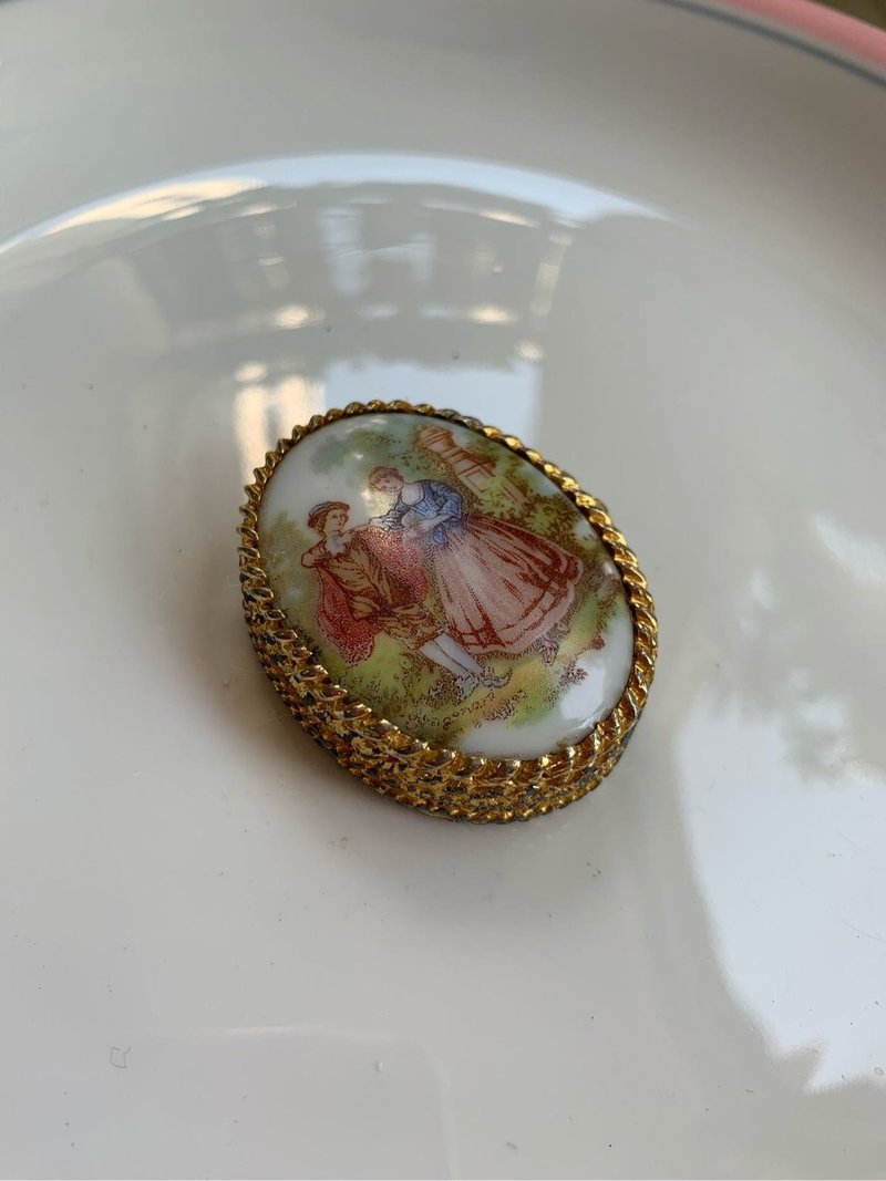 Vintage 陶瓷绅士淑女饰品盒 - 其他 - 其他金属 
