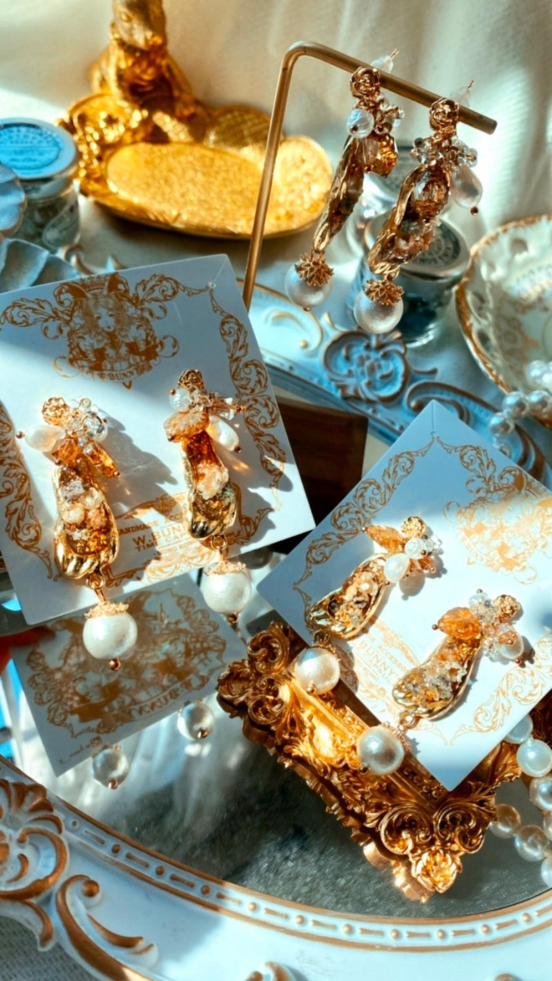 香港原创手工耳环 干花吊坠棉花珠珠耳夹 独特穿搭闺蜜生日情人节 - 耳环/耳夹 - 树脂 咖啡色