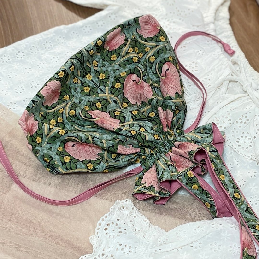 【紫蘩蒌系列】现货/花卉束口包/手挽包/WilliamMorris 威廉莫里斯 - 束口袋双肩包 - 其他材质 粉红色