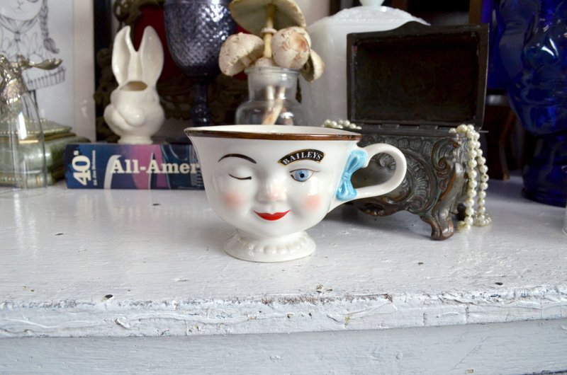 90s 陶瓷娃娃脸茶杯咖啡杯 Doll Face Ceramic Tea Coffee Mug - 咖啡杯/马克杯 - 陶 白色