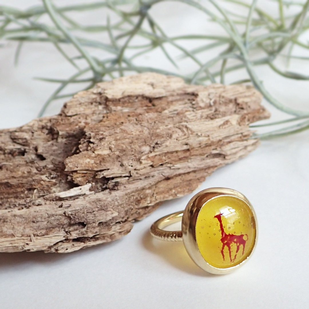 Twilight meadow giraffe ring - 戒指 - 铜/黄铜 黄色