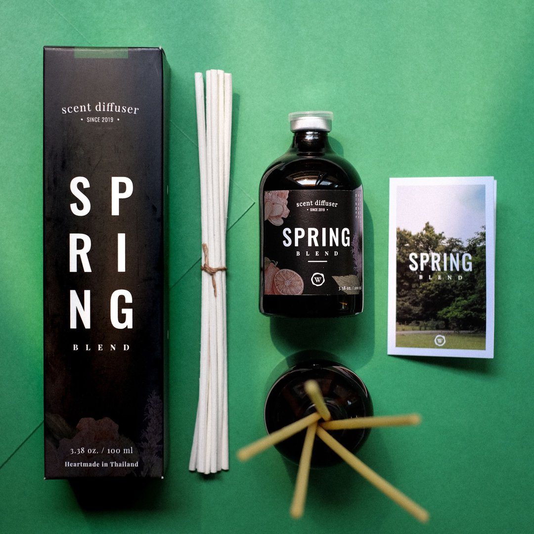 Essential Oil Diffuser Set 100ml - Spring Blend Mood-Balancing Recipe - 香薰/精油/线香 - 玻璃 咖啡色