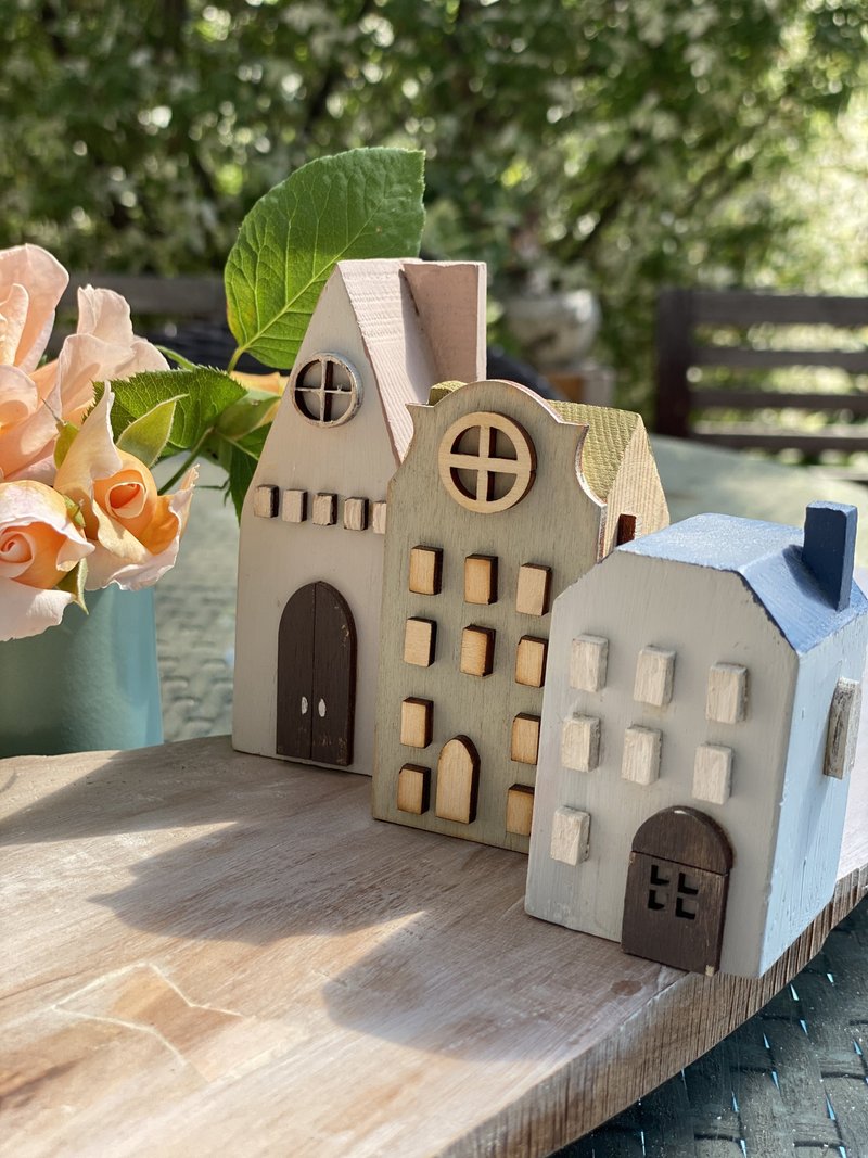 DIY Craft Kits for Adults, Miniature Village Set of 12 Craft, Small Wooden House - 插画/绘画/写字 - 木头 咖啡色