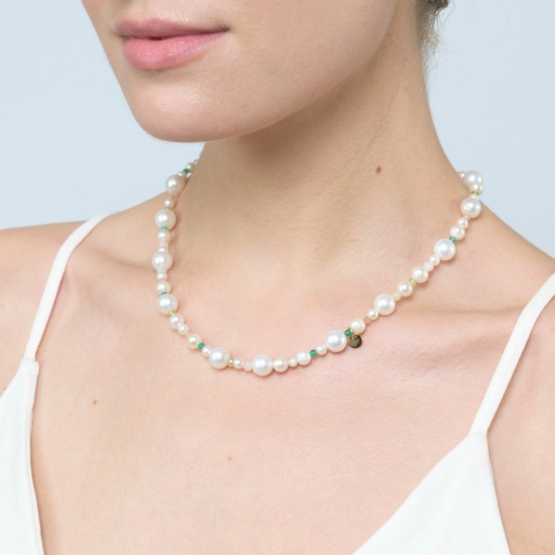 粉绿珍珠项链 925银厚镀18K金 Bauble Pearl Necklace - 项链 - 珍珠 金色