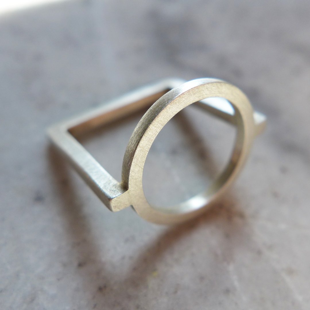 La bague / Carré et rond / 法国设计手工创作纯银戒指 - 戒指 - 其他金属 银色