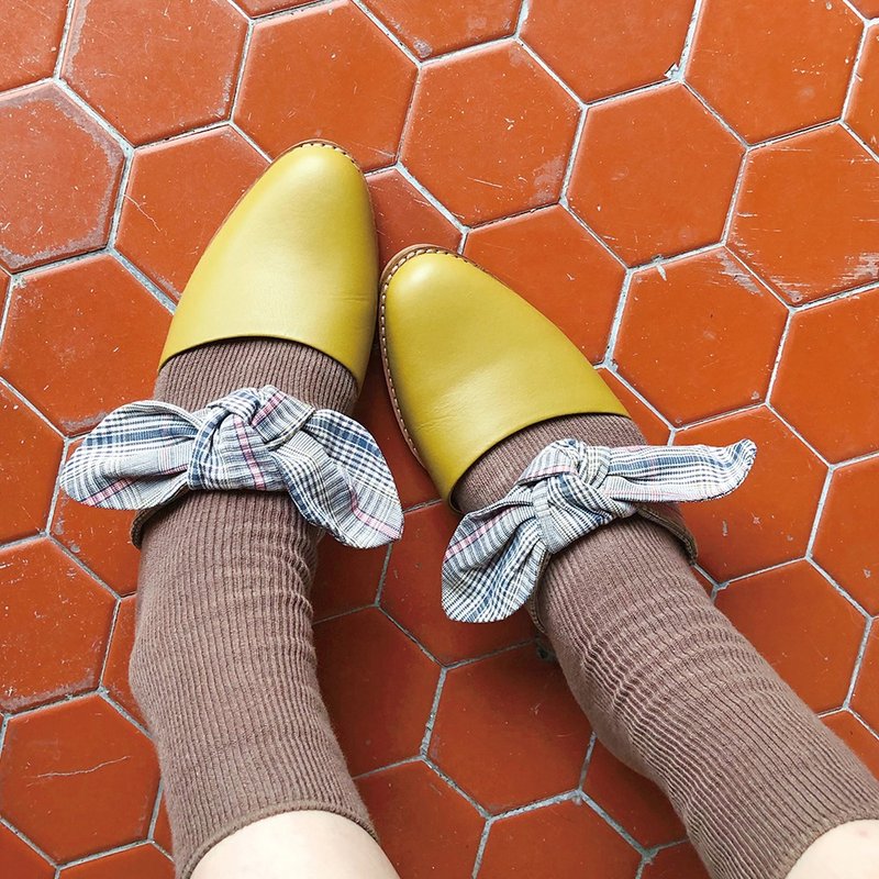 【手工订制】异素材蝴蝶穆勒鞋_芥黄 - 拖鞋 - 真皮 