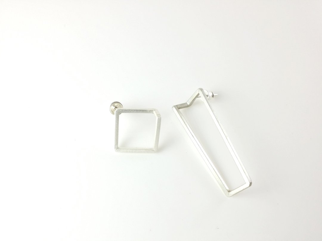 TURNING折转系列 纯银耳环 silver earrings 当代银饰 - 耳环/耳夹 - 纯银 银色