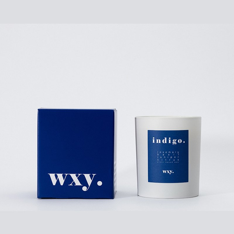 【微瑕疵/盒损】英国 wxy 经典蜡烛- indigo. 迷迭香 & 杜松 - 蜡烛/烛台 - 玻璃 蓝色