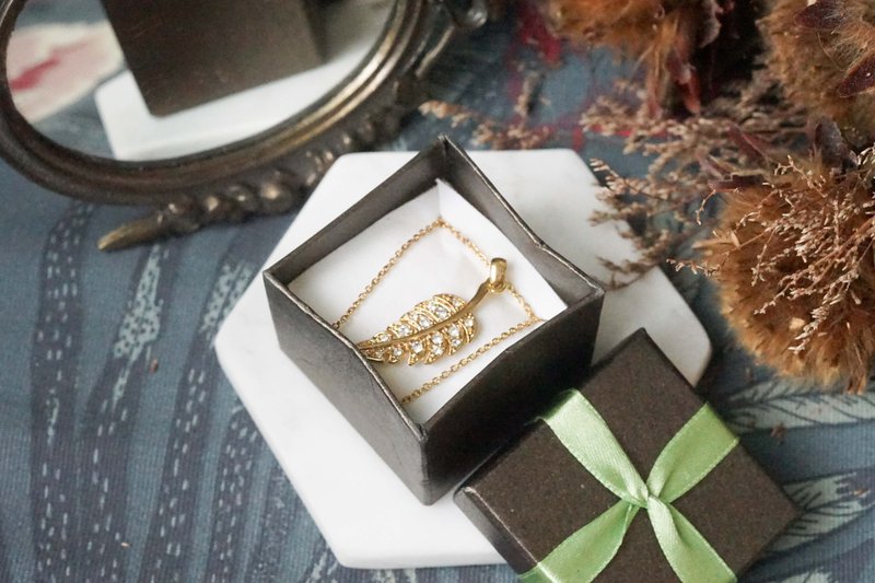 【老饰品/西洋老件】VINTAGE AVON蕨类古着长项链 - 长链 - 其他金属 金色