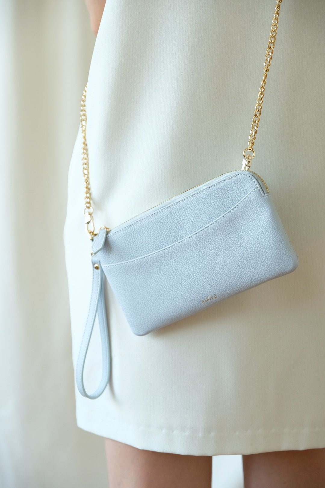 OLIVIA - Clutch/Cross body Zipper Wallet - Powder Blue - 皮夹/钱包 - 真皮 蓝色